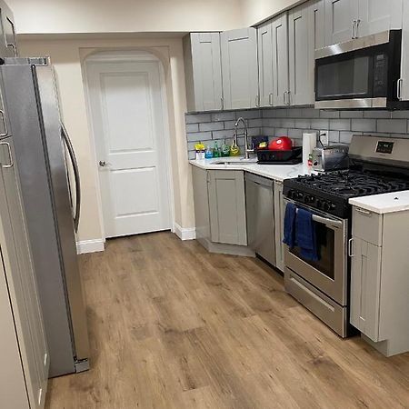 Private Room In South Philly Near Arenas! Philadelphia Kültér fotó