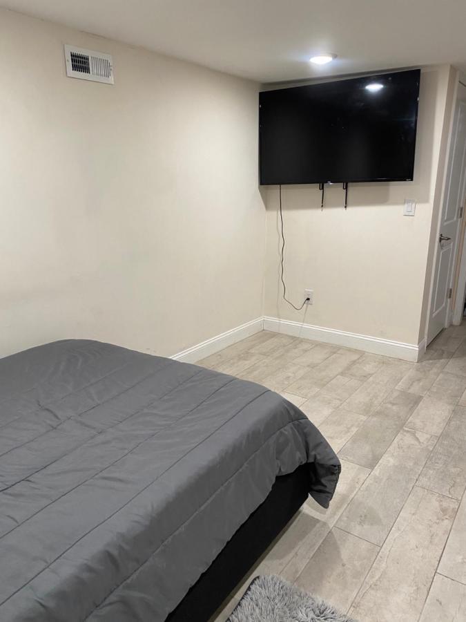 Private Room In South Philly Near Arenas! Philadelphia Kültér fotó