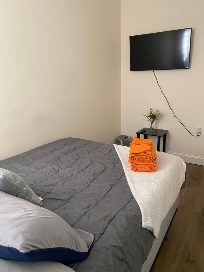 Private Room In South Philly Near Arenas! Philadelphia Kültér fotó
