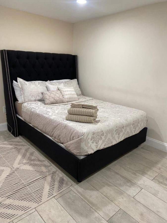 Private Room In South Philly Near Arenas! Philadelphia Kültér fotó