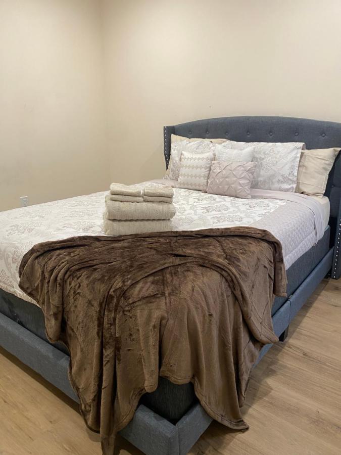 Private Room In South Philly Near Arenas! Philadelphia Kültér fotó